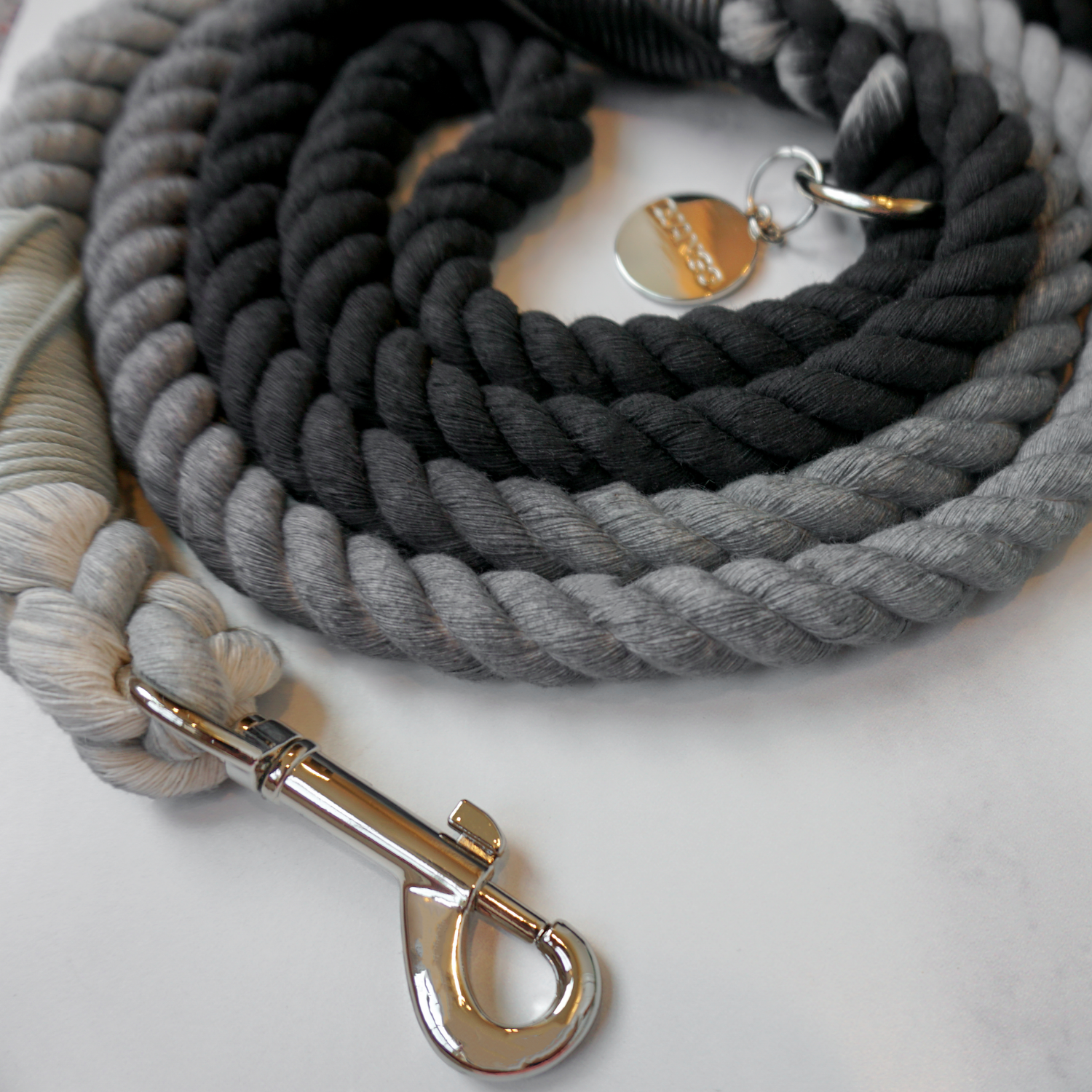 #color_poppy seed gray ombré