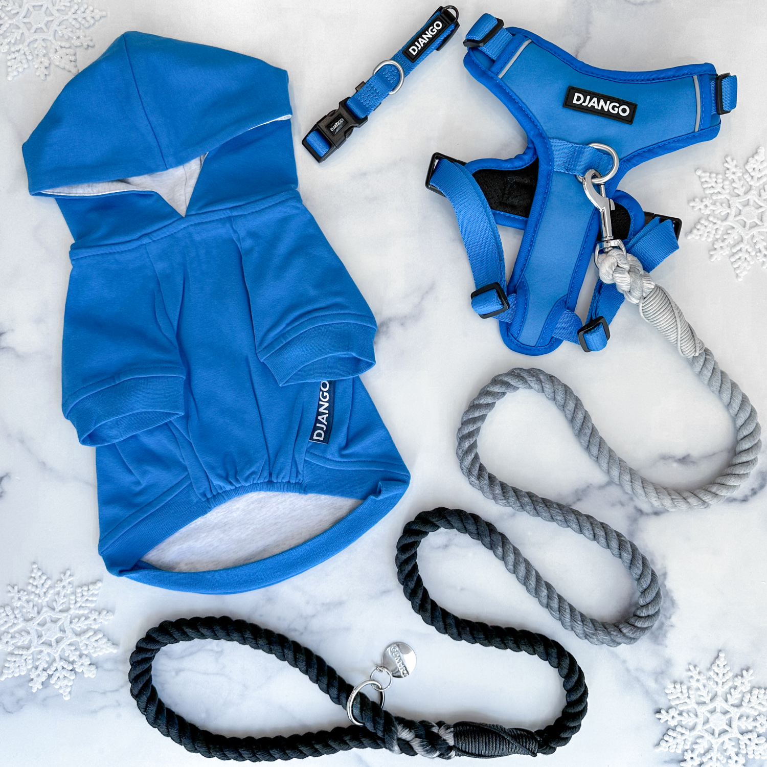 Pair your favorite DJANGO dog hoodie with your favorite DJANGO harness, collar, and leash set! DJANGO's super soft dog hoodie in Alpine Blue pairs perfectly with the Tahoe No Pull Dog Harness and Dog Collar in Alpine Blue. Add extra style with the Poppy Seed Gray cotton rope dog leash. - djangobrand.com